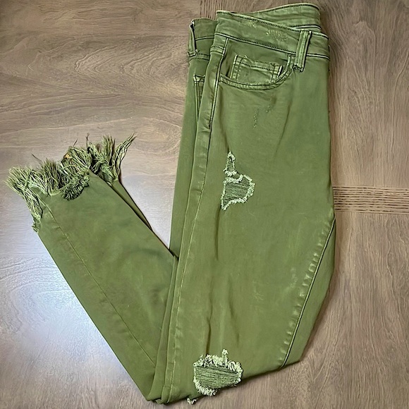 Vervet Army Green Distressed Jeans - Picture 2 of 13